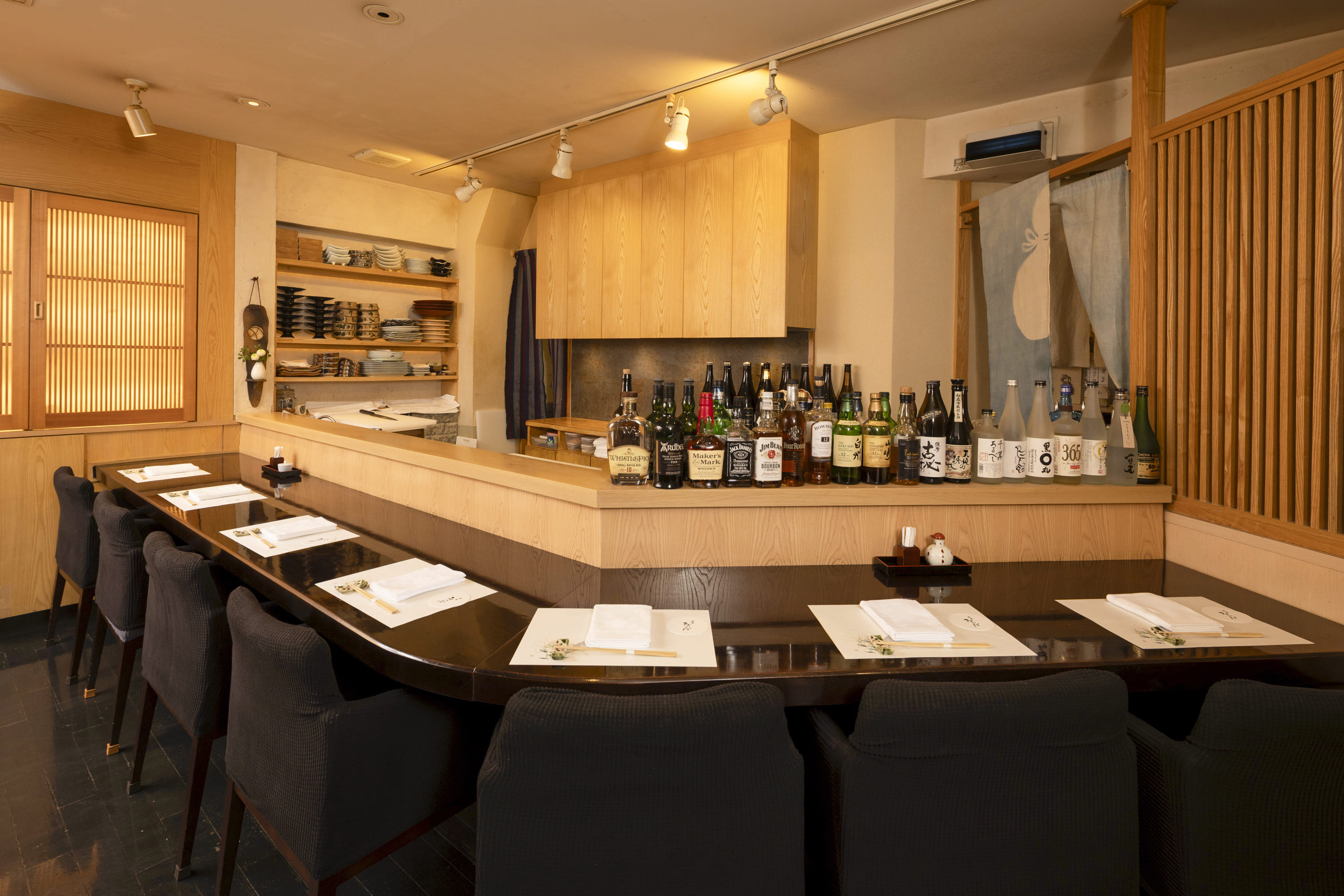 カウンター席